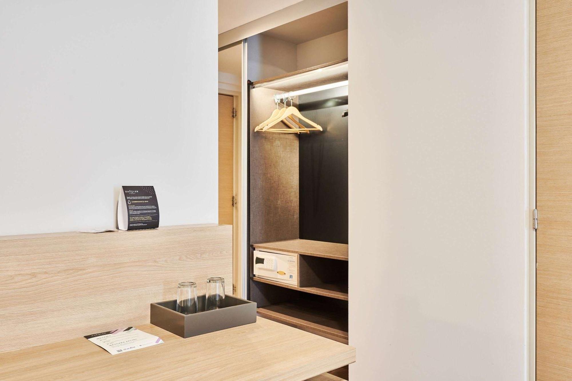 Dazzler By Wyndham Rosario Hotel Bagian luar foto