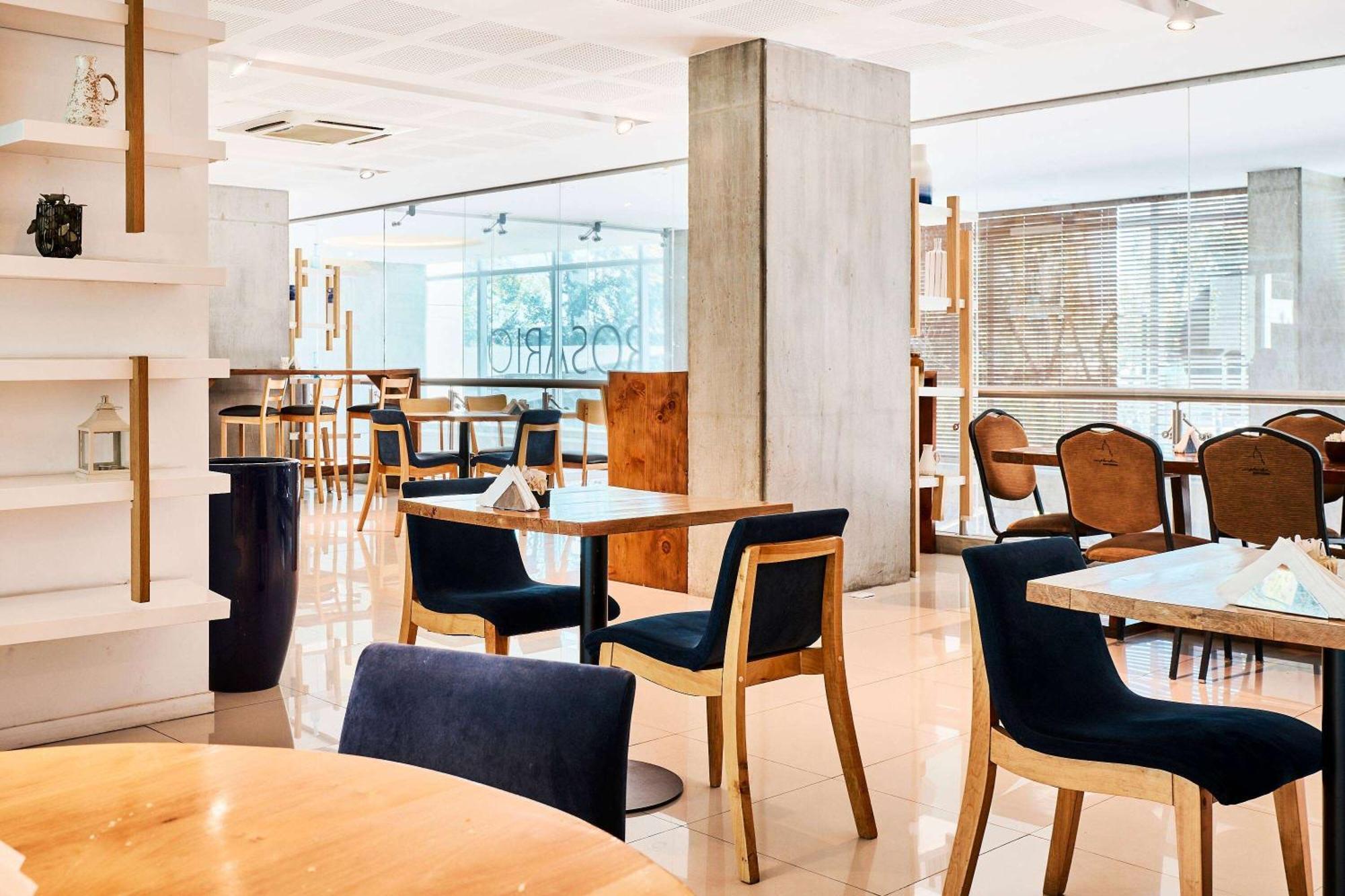 Dazzler By Wyndham Rosario Hotel Bagian luar foto